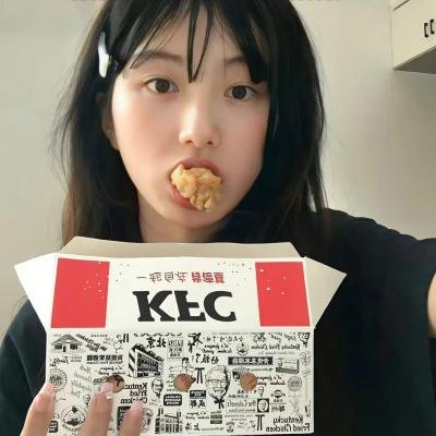 三个摩登女性 海报